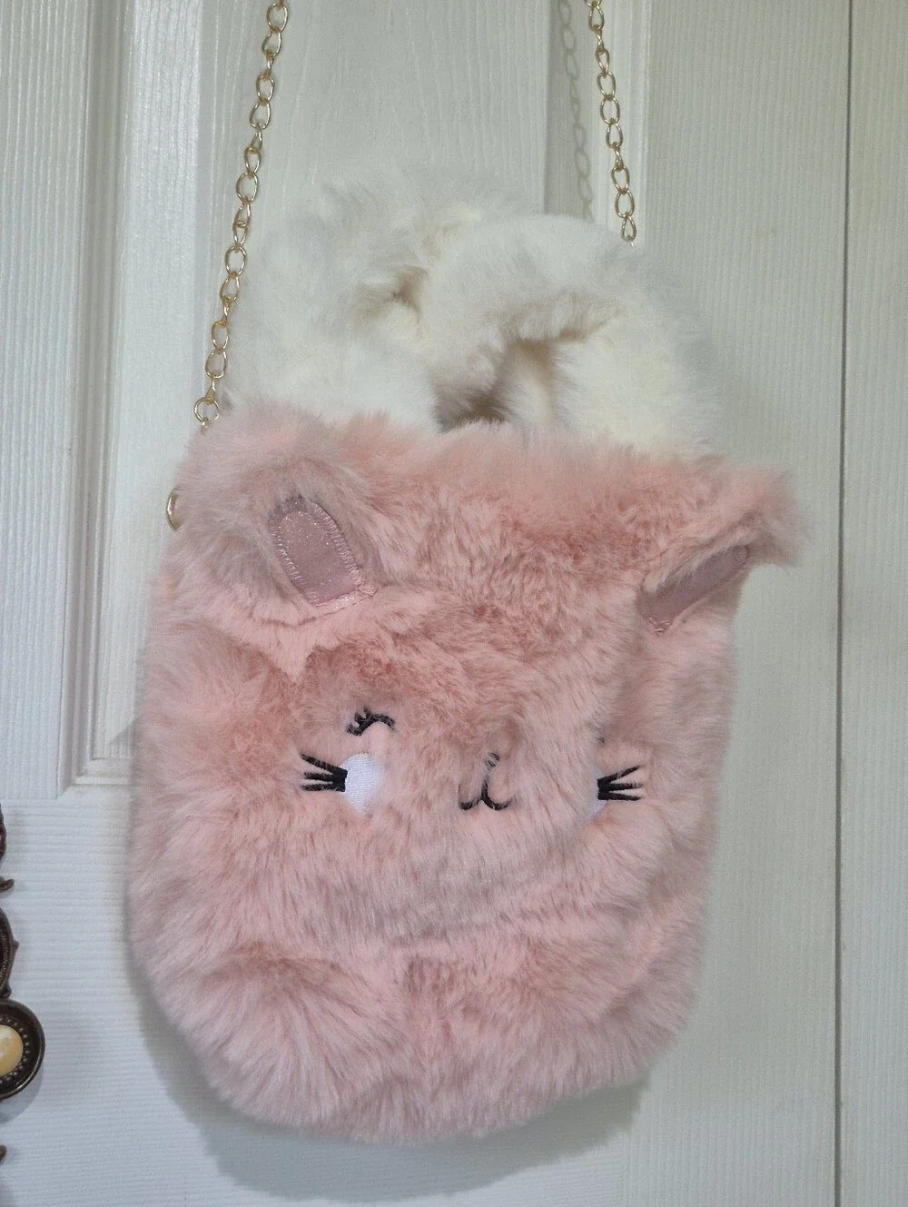 Danbar global pink fluffy bunny purse with gold chain strap
